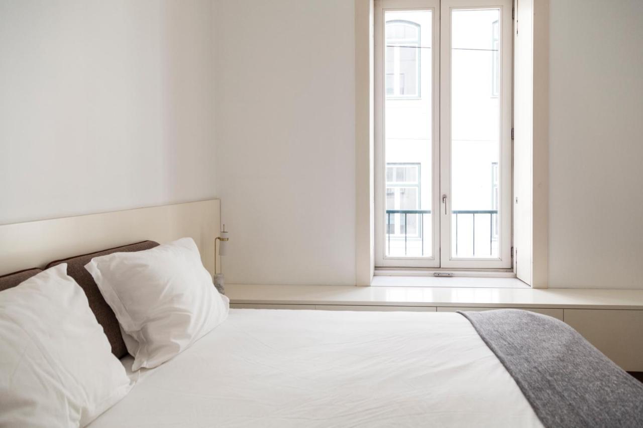 Classy 2Bdr Apartment In Downtown By Lovelystay Lissabon Buitenkant foto